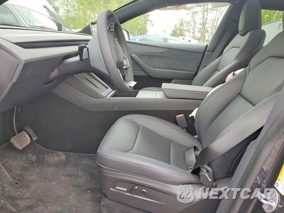 Zdjęcie 7 z 13 samochodu: 2026 TESLA MODEL Y VIN:7SAYGDEE2TF599230 - miniatura