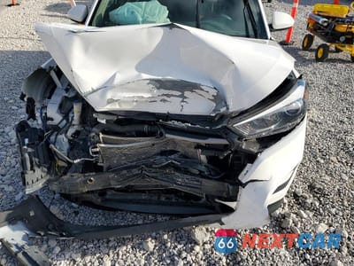 Zdjęcie 12 z 13 samochodu: 2016 HYUNDAI TUCSON SE VIN:KM8J3CA47GU037348 - miniatura