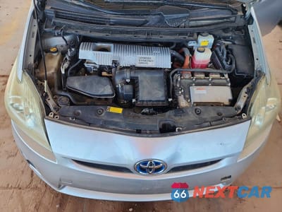 Zdjęcie 11 z 12 samochodu: 2011 TOYOTA PRIUS THREE VIN:JTDKN3DU2B0309870 - miniatura