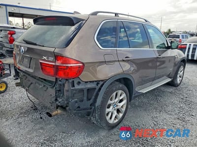 Trzecie zdjęcie samochodu z tyłu: 2013 BMW X5 XDRIVE35D VIN:5UXZW0C53D0B92292 - miniatura