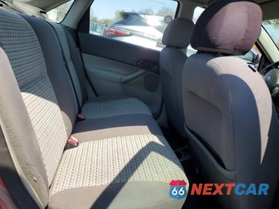 Zdjęcie 10 z 12 samochodu: 2007 FORD FOCUS ZX4 VIN:1FAHP34N27W271838 - miniatura