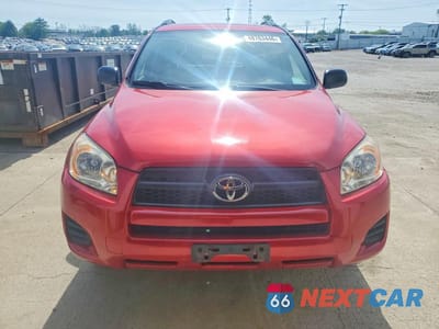 Piąte zdjęcie samochodu w środku: 2011 TOYOTA RAV4 BASE VIN:JTMBF4DVXBD041901 - miniatura