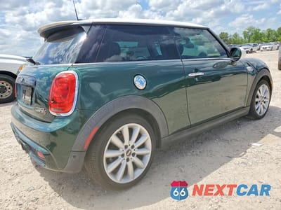 Trzecie zdjęcie samochodu z tyłu: 2017 MINI COOPER S VIN:WMWXP7C5XH3B93388 - miniatura