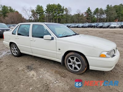Czwarte zdjęcie samochodu z boku: 2000 VOLVO S70 BASE VIN:YV1LS61JXY2636680 - miniatura