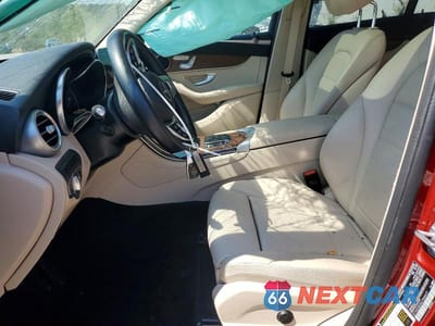 Zdjęcie 7 z 13 samochodu: 2020 MERCEDES-BENZ GLC 300 4MATIC VIN:W1N0G8EB6LF848477 - miniatura