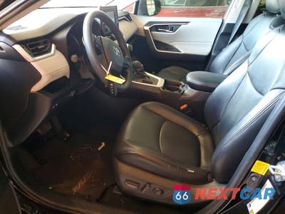 Zdjęcie 7 z 12 samochodu: 2021 TOYOTA RAV4 XLE VIN:2T3W1RFV2MC167204 - miniatura