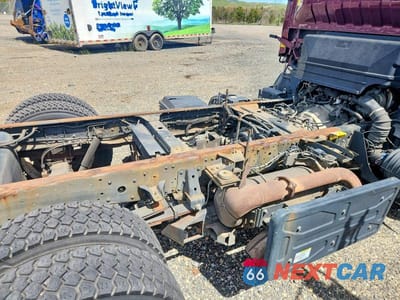 Zdjęcie 11 z 14 samochodu: 2020 ISUZU NPR XD VIN:JALC4W168L7K01033 - miniatura