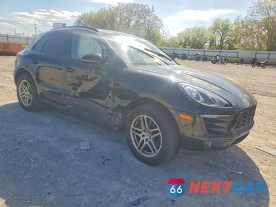 Czwarte zdjęcie samochodu z boku: 2018 PORSCHE MACAN VIN:WP1AA2A57JLB21338 - miniatura