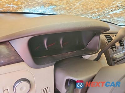 Zdjęcie 9 z 13 samochodu: 2009 CADILLAC DTS VIN:1G6KD57Y19U126673 - miniatura