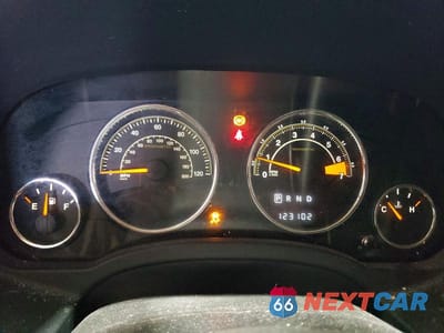 Zdjęcie 9 z 12 samochodu: 2014 JEEP COMPASS LATITUDE VIN:1C4NJDEB9ED761484 - miniatura