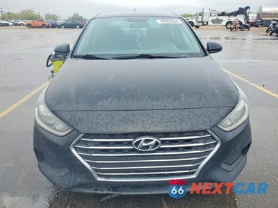 Piąte zdjęcie samochodu w środku: 2021 HYUNDAI ACCENT SE VIN:3KPC24A69ME138621 - miniatura