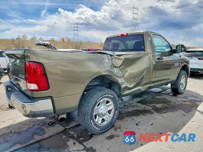 Trzecie zdjęcie samochodu z tyłu: 2015 RAM 3500 ST VIN:3C63R3AL8FG608065 - miniatura