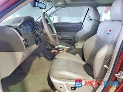 Zdjęcie 7 z 12 samochodu: 2007 CHRYSLER 300C VIN:2C3LA63H87H767152 - miniatura