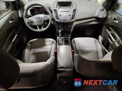 Zdjęcie 8 z 13 samochodu: 2017 FORD ESCAPE SE VIN:1FMCU0GD9HUC17167 - miniatura