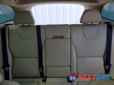 Zdjęcie 10 z 14 samochodu: 2011 VOLVO XC60 3.2 VIN:YV4952DZ1B2188478 - miniatura