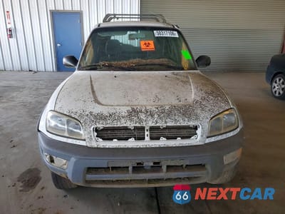 Piąte zdjęcie samochodu w środku: 1998 TOYOTA RAV4 BASE VIN:JT3HP10V0W0170243 - miniatura