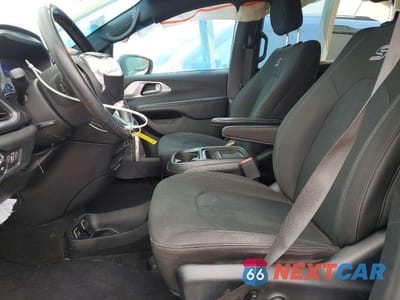 Zdjęcie 7 z 12 samochodu: 2018 CHRYSLER PACIFICA TOURING PLUS VIN:2C4RC1FG5JR306160 - miniatura