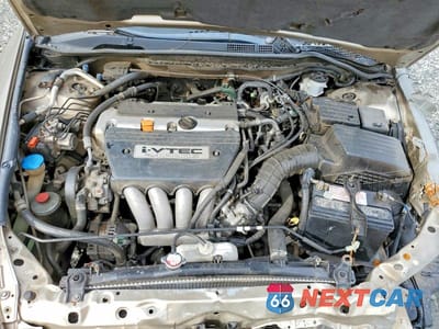 Zdjęcie 11 z 13 samochodu: 2003 HONDA ACCORD EX VIN:1HGCM56683A008017 - miniatura