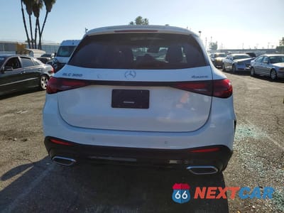 Zdjęcie 6 z 13 samochodu: 2025 MERCEDES-BENZ GLC 300 4MATIC VIN:W1NKM4HB0SF239535 - miniatura