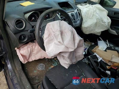 Zdjęcie 8 z 12 samochodu: 2013 FORD FIESTA SE VIN:3FADP4EJ6DM150466 - miniatura