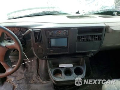 Zdjęcie 8 z 14 samochodu: 2007 CHEVROLET EXPRESS 2500 DELIVERY VAN VIN:1GCGG29V671244731 - miniatura