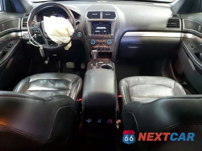 Zdjęcie 8 z 13 samochodu: 2018 FORD EXPLORER XLT VIN:1FM5K8D88JGC49343 - miniatura