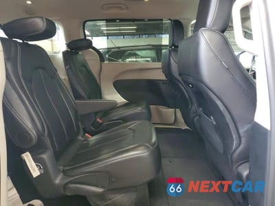 Zdjęcie 11 z 13 samochodu: 2024 CHRYSLER PACIFICA TOURING L VIN:2C4RC1BG4RR176065 - miniatura