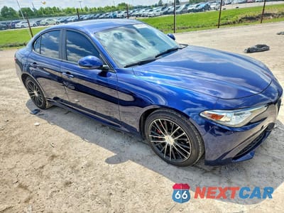 Czwarte zdjęcie samochodu z boku: 2017 ALFA ROMEO GIULIA Q4 VIN:ZARFAEDN6H7550466 - miniatura