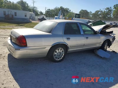 Trzecie zdjęcie samochodu z tyłu: 2007 MERCURY GRAND MARQUIS GS VIN:2MEFM74V47X602861 - miniatura