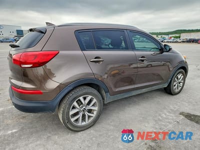 Trzecie zdjęcie samochodu z tyłu: 2015 KIA SPORTAGE LX VIN:KNDPB3AC2F7719785 - miniatura