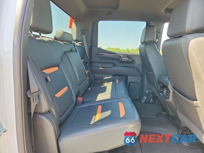 Zdjęcie 10 z 12 samochodu: 2023 GMC SIERRA K1500 AT4 VIN:3GTUUEE8XPG222178 - miniatura