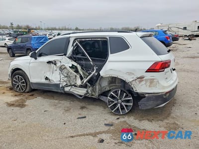 Drugie zdjęcie samochodu z przodu: 2021 VOLKSWAGEN TIGUAN SE VIN:3VV2B7AX1MM035495 - miniatura