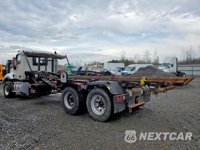 Trzecie zdjęcie samochodu z tyłu: 2020 KENWORTH CONSTRUCTION T880 VIN:1NKZLP0X3LJ396507 - miniatura