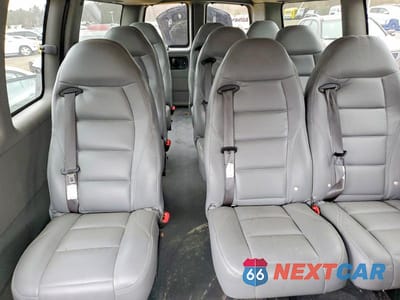 Zdjęcie 10 z 13 samochodu: 2023 CHEVROLET EXPRESS G3500 LS VIN:1GAZGNFP2P1151505 - miniatura