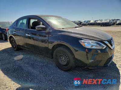 Czwarte zdjęcie samochodu z boku: 2018 NISSAN SENTRA S VIN:3N1AB7AP2JY272482 - miniatura