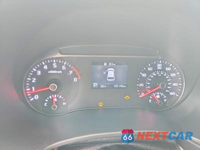 Zdjęcie 9 z 11 samochodu: 2020 KIA SOUL LX VIN:KNDJ23AU5L7064970 - miniatura