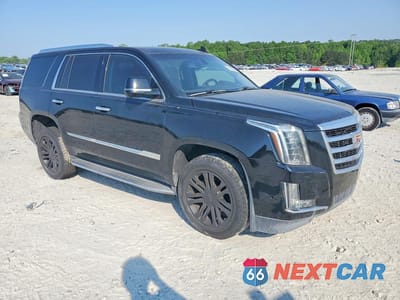 Czwarte zdjęcie samochodu z boku: 2018 CADILLAC ESCALADE VIN:1GYS3AKJ5JR108116 - miniatura