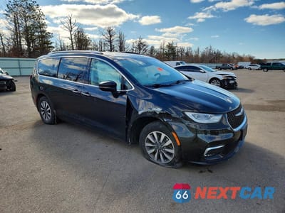 Czwarte zdjęcie samochodu z boku: 2021 CHRYSLER PACIFICA TOURING L VIN:2C4RC1BG8MR515158 - miniatura