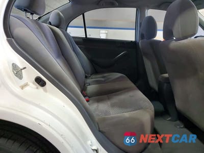 Zdjęcie 10 z 11 samochodu: 2004 HONDA CIVIC DX VP VIN:2HGES16344H641971 - miniatura