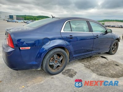 Trzecie zdjęcie samochodu z tyłu: 2011 CHEVROLET MALIBU LS VIN:1G1ZB5E12BF296308 - miniatura