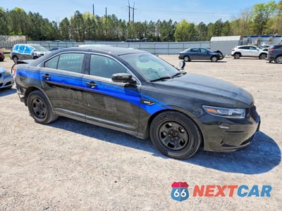 Czwarte zdjęcie samochodu z boku: 2018 FORD TAURUS POLICE INTERCEPTOR VIN:1FAHP2MK3JG123828 - miniatura