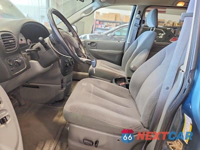Zdjęcie 7 z 13 samochodu: 2006 DODGE GRAND CARAVAN SXT VIN:2D4GP44L36R825277 - miniatura
