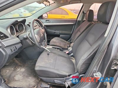Zdjęcie 7 z 12 samochodu: 2011 MITSUBISHI LANCER ES VIN:JA32U2FU8BU023068 - miniatura