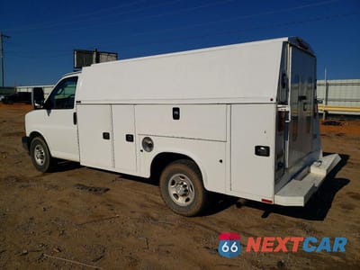 Drugie zdjęcie samochodu z przodu: 2017 CHEVROLET EXPRESS G3500 VIN:1GB0GRFG4H1342887 - miniatura