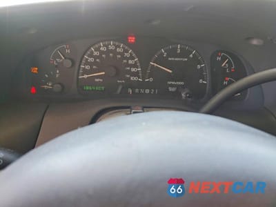 Zdjęcie 9 z 12 samochodu: 2002 LINCOLN NAVIGATOR VIN:5LMFU28R71LJ22036 - miniatura