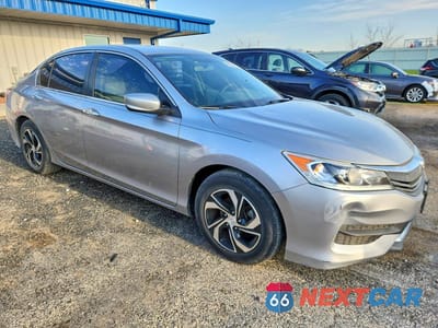 Czwarte zdjęcie samochodu z boku: 2017 HONDA ACCORD LX VIN:1HGCR2F39HA173006 - miniatura
