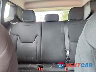 Zdjęcie 10 z 13 samochodu: 2015 JEEP RENEGADE LATITUDE VIN:ZACCJBBT2FPB97754 - miniatura