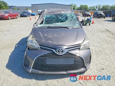 Piąte zdjęcie samochodu w środku: 2016 TOYOTA YARIS 5-DOOR LE VIN:VNKKTUD39GA061032 - miniatura