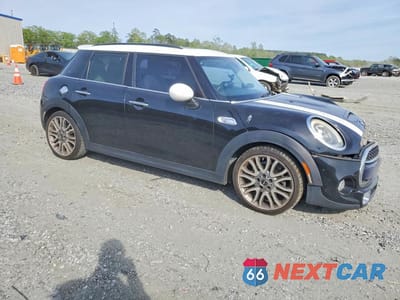Czwarte zdjęcie samochodu z boku: 2017 MINI COOPER S VIN:WMWXU3C37H2F48846 - miniatura