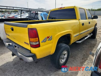 Trzecie zdjęcie samochodu z tyłu: 2002 GMC SIERRA K1500 HEAVY DUTY VIN:1GTGK13U02F152860 - miniatura